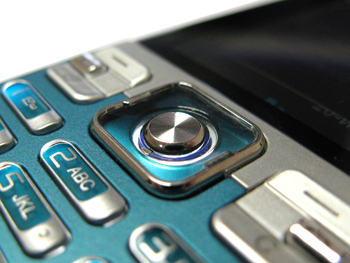 Обзор мобильного телефона Sony Ericsson C702