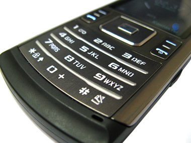 Обзор мобильного телефона Samsung U800 Soul