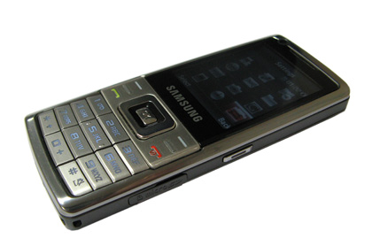    Samsung L700