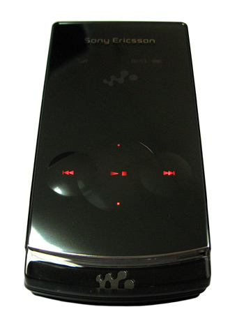 ����� ���������� �������� Sony Ericsson W980