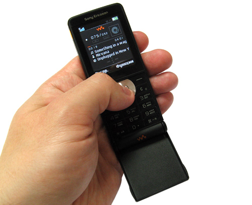 Обзор мобильного телефона Sony Ericsson W350