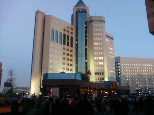 ����� ���������� �������� Samsung B2700