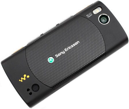 Sony Ericsson W902:  -