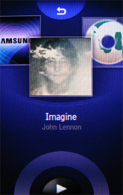 ����� ���������� �������� Samsung M7600