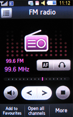 ����� ���������� �������� Samsung M7600