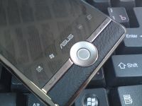   Sony Ericsson W995.  Walkman  8 