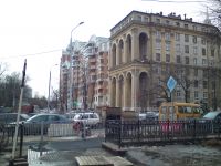   Sony Ericsson W995.  Walkman  8 