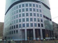   Sony Ericsson W995.  Walkman  8 