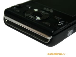   Sony Ericsson W995.  Walkman  8 