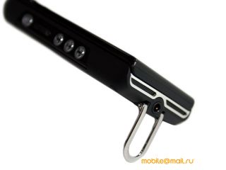   Sony Ericsson W995.  Walkman  8 