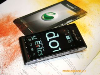 ��������� �������� Sony Ericsson Idou � 12 ��, ������ �����������