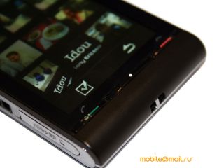 ��������� �������� Sony Ericsson Idou � 12 ��, ������ �����������