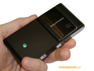 ��������� �������� Sony Ericsson Idou � 12 ��, ������ �����������