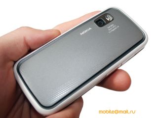   Nokia 5730.  XpressMusic  QWERTY