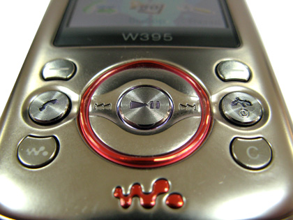    Sony Ericsson W395