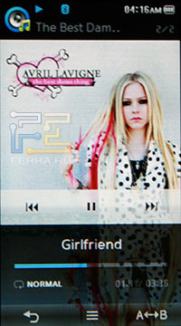 Samsung YP-P3 - ����� Samsung c ��������� �������