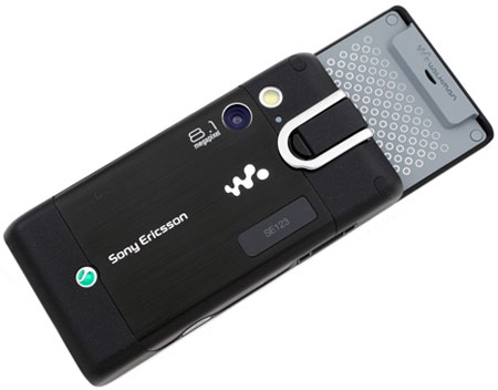 Sony Ericsson W995:    