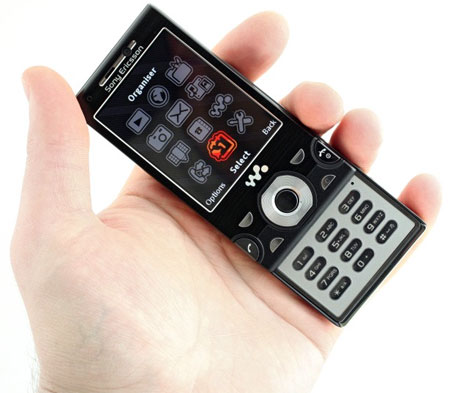 Sony Ericsson W995:    