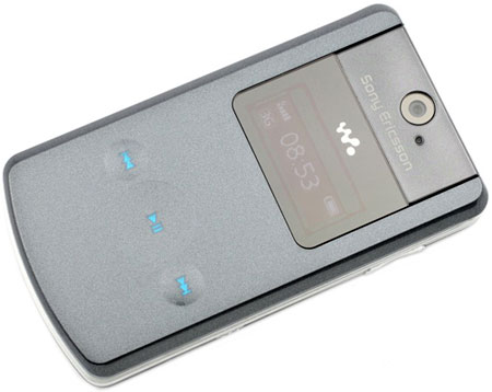 Sony Ericsson W508:    