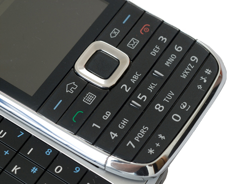 Nokia E75:  