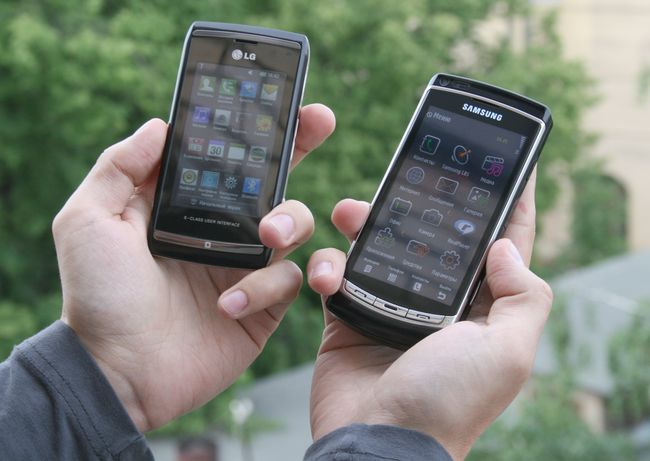 - 8   Samsung I8910 HD  LG GC900 Viewty Smart