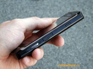  Samsung I8910 HD.   Symbian-