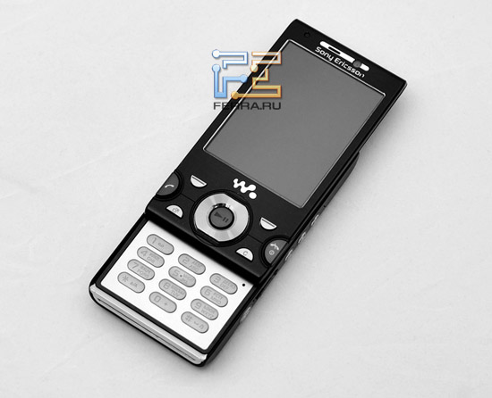 Sony Ericsson W995