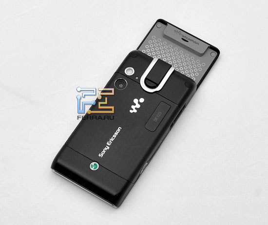 Sony Ericsson W995