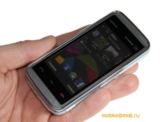   Nokia 5530 XpressMusic.    