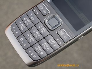  Nokia E52.   
