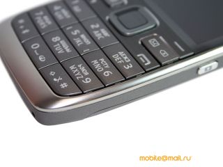  Nokia E52.   