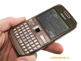Nokia E72