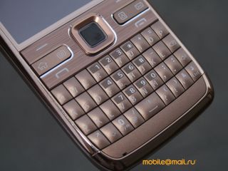 Nokia E72