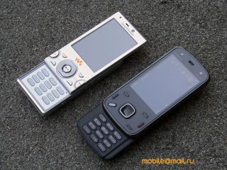 Nokia N86 8MP  Sony Ericsson W995