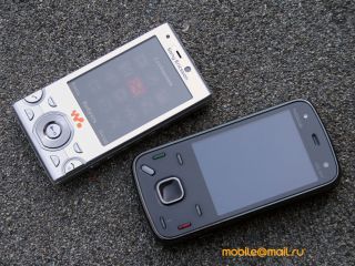 Nokia N86 8MP  Sony Ericsson W995