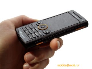 Sony Ericsson W902