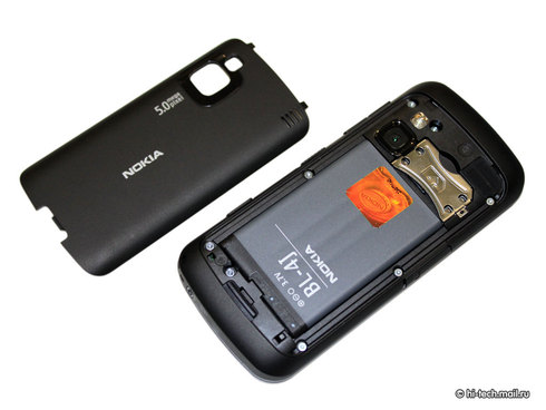 Nokia C6:    N97