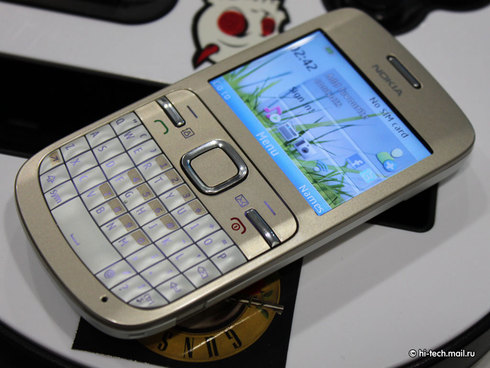 Nokia C3:   QWERTY-  Nokia 