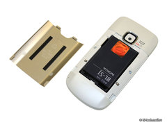 Nokia C3:   QWERTY-  Nokia 