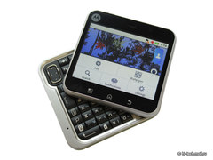 Motorola Flipout (MB511):   Android