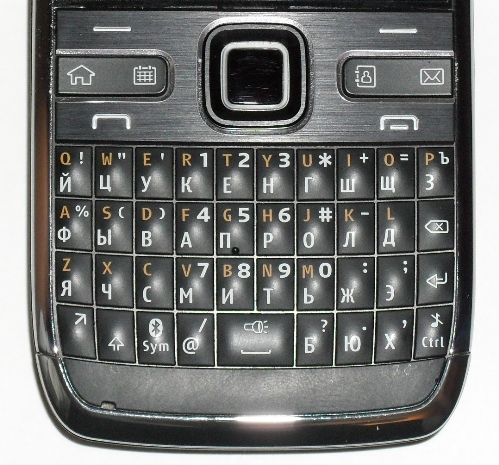  Nokia E72