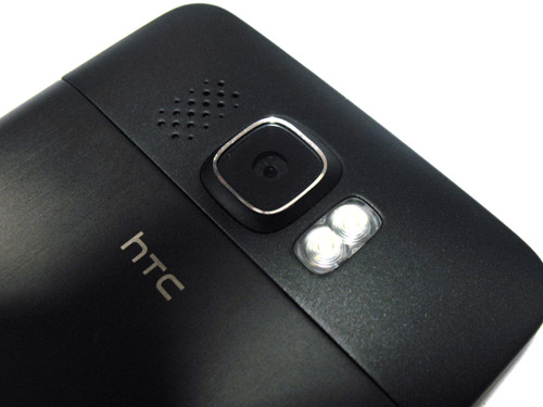   HTC HD2></p>
<p>    ,  
    ,       
 .      
HTC.     : 
     . 
    ,     
.     ,   
 .     
     .  Touch Focus  , 
       . </p>
<p align=