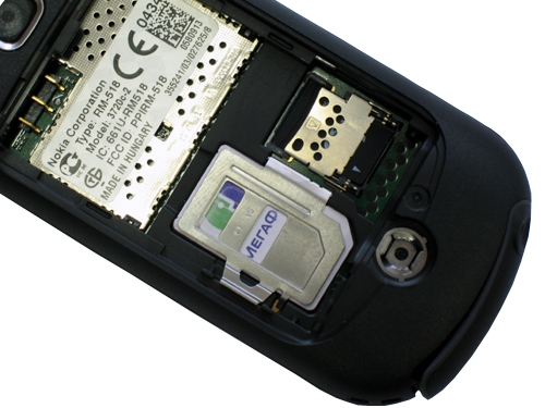   Nokia 3720 classic:  ,  