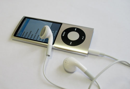   iPod Nano  