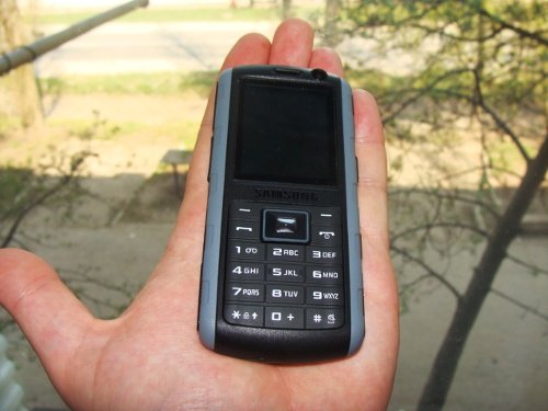    Samsung B2700  ""  ?