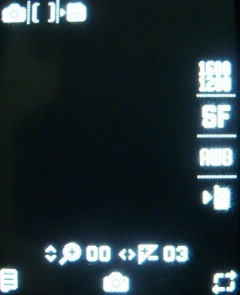    Samsung B2700  ""  ?