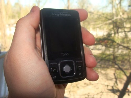 ����� ���������� �������� Sony Ericsson T303 � �����-������ 