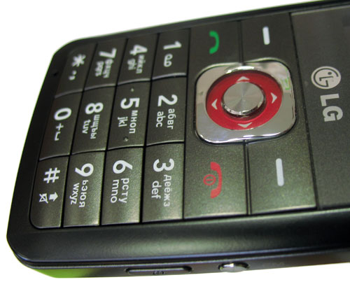    LG GM200