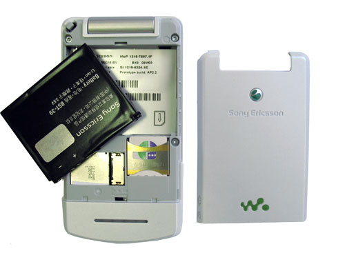    Sony Ericsson W508