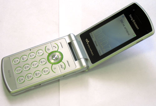    Sony Ericsson W508